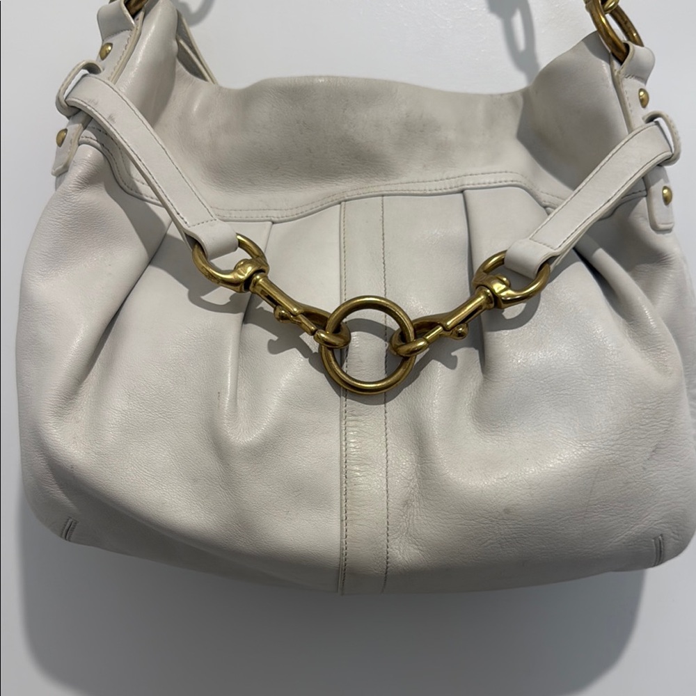 Coach white hampton’s hobo purse - Picture 3 of 11